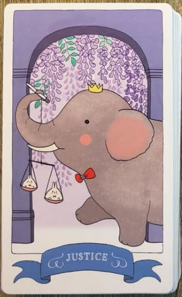 Kawaii Tarot Hsiaochi Yang